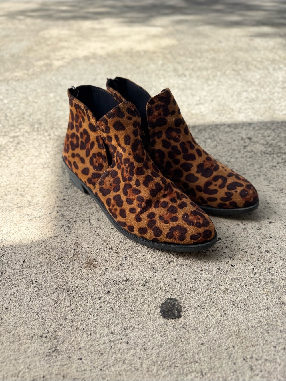 JustFab Men's Leopard Print Chukka Boots - Brown & Black